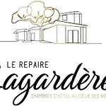 Le Repaire Lagardere * Lussac (Gironde)