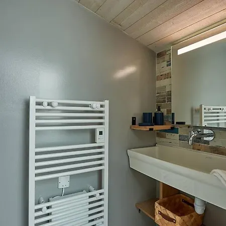 Le Repaire Lagardere * Lussac (Gironde)